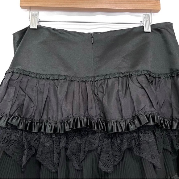 Nanette Lepore silk black skirt . Silk and lace tiers . Victorian goth - Picture 3 of 6